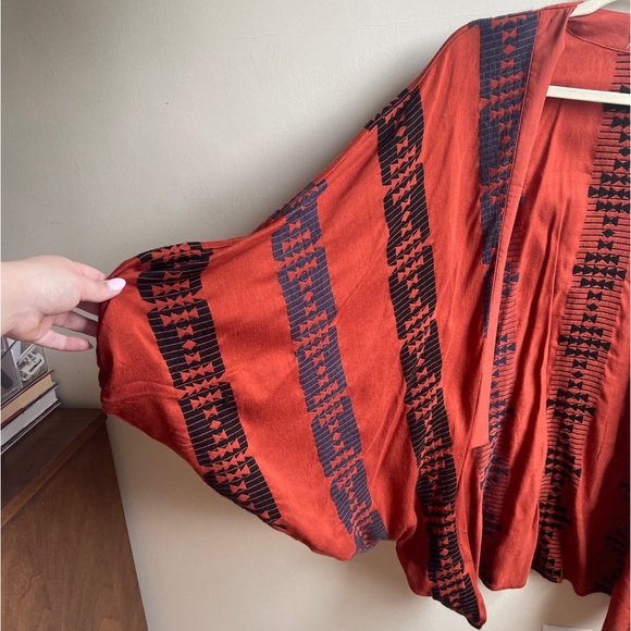 Universal Thread batwing duster - Picture 3 of 6